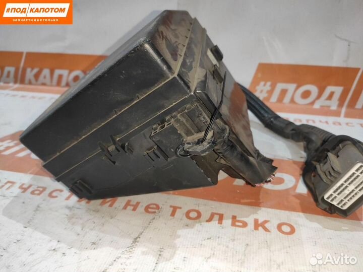 Блок предохранителей Mitsubishi Lancer 10