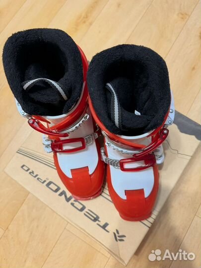 Горнолыжные ботинки детские 22.0-25.5