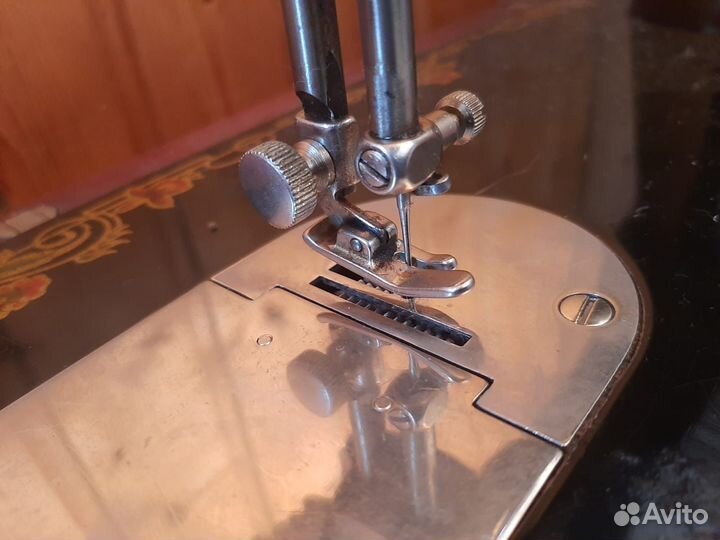 Швейная машинка