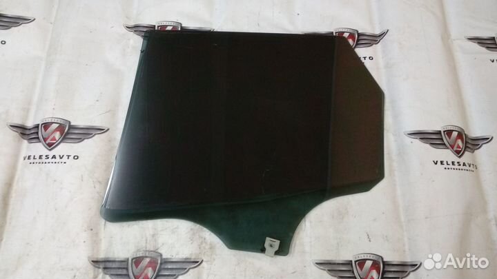 Стекло задней правой двери Mazda CX-7 2006-2014 г