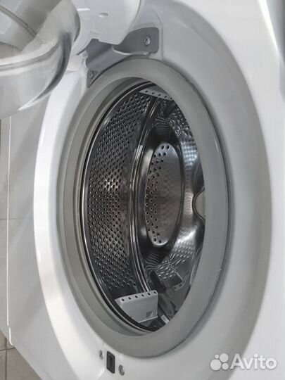 Indesit узкая, 1 год гарантии