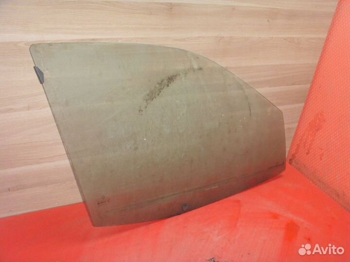 Стекло двери 10705024 Iran Khodro Samand 2003)