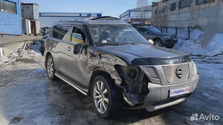 Торпедо Nissan Patrol (Y62)