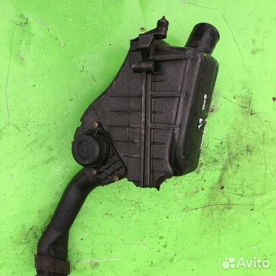 Корпус воздушного фильтра Опель Вектра А