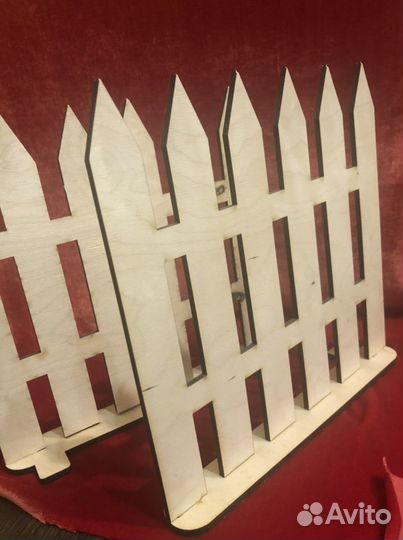 Заборчик- перегородка деревянная