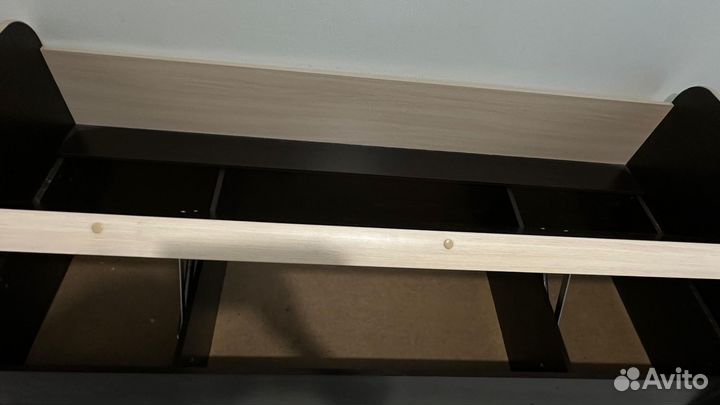 Кровать с матрасом 20090