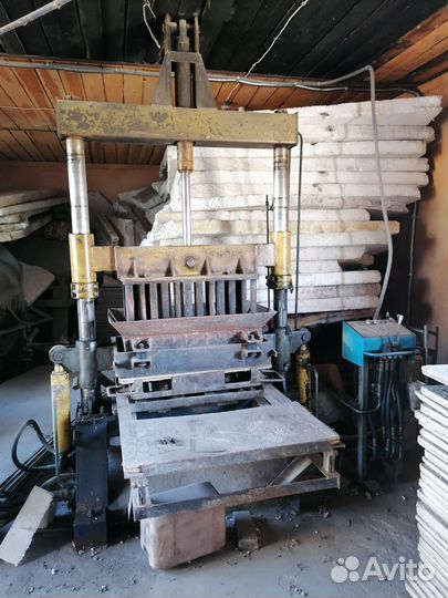 Оборудование по производству пескоблоков