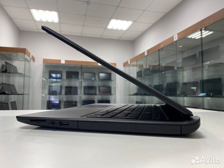 Ноутбук Acer (Core i5-7th/ 8gb ram/ SSD)