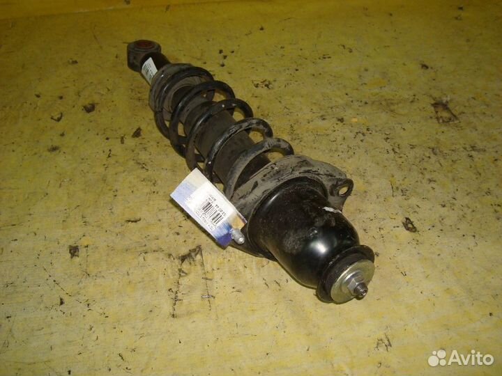 Стойка Toyota Prius NHW20 (Заднее Правое)