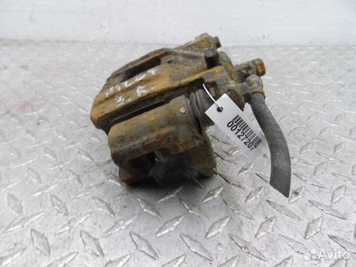 Суппорт задний правый Honda Pilot 2