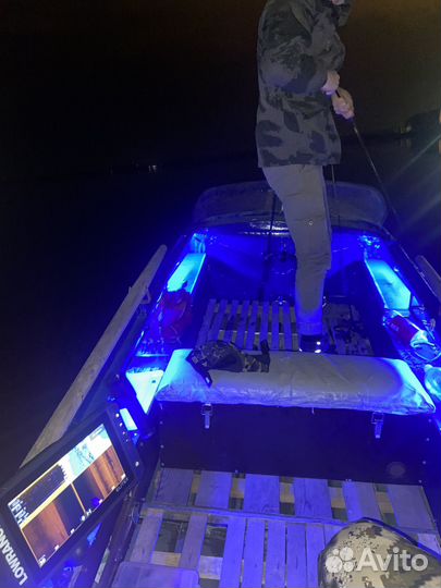 Казанка без булей с мотором Suzuki 9.9 15