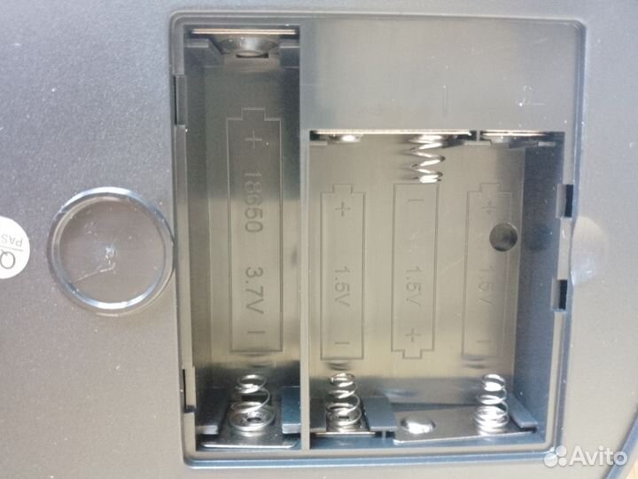 Вращающаяся подставка с зеркалом