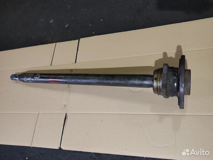 Полуось левая однокат 26 шл Крафтер, Спринтер 906