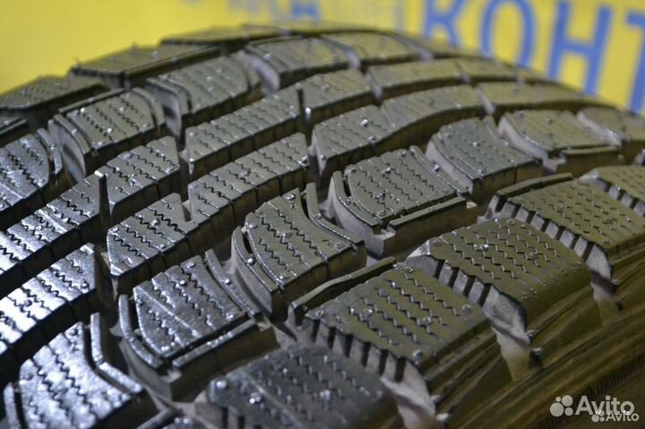 Dunlop Graspic DS1 215/60 R16