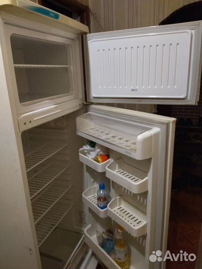 Холодильник бу стинол