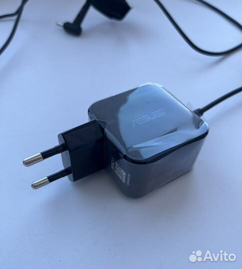 Ноутбук Asus новый на гарантии