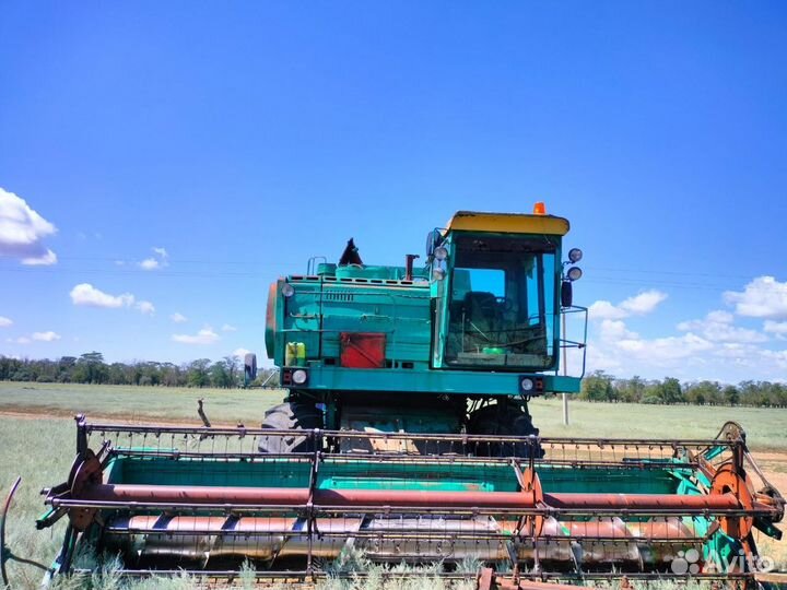 Комбайн Ростсельмаш Дон 1500А, 1991