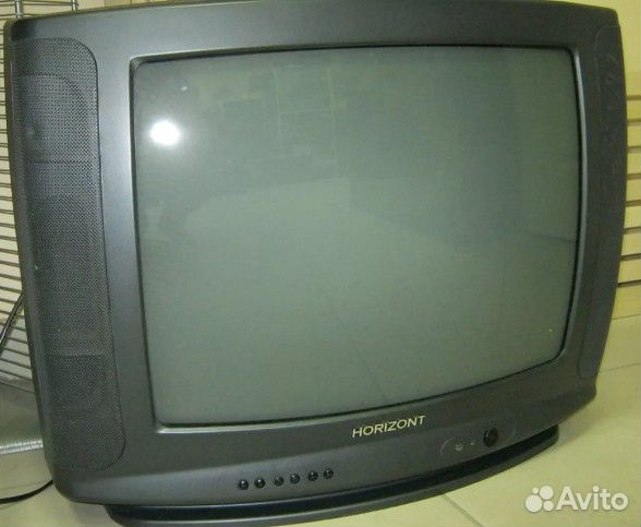 Телевизор ч/б,видеомагнитофон грюндик,плеер