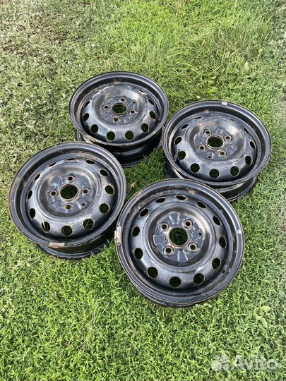 Штампованные диски r13 Hyudai Accent