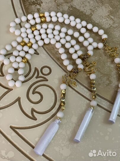 Бусы из натуральных камней