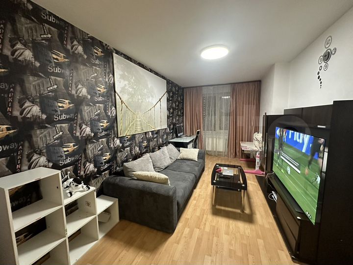 2-к. квартира, 66,5 м², 17/21 эт.