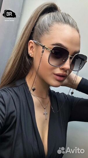 Солнцезащитные очки женские брендовые