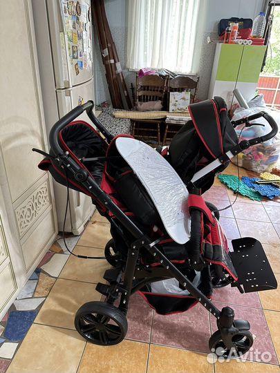 Коляска детская инвалидная