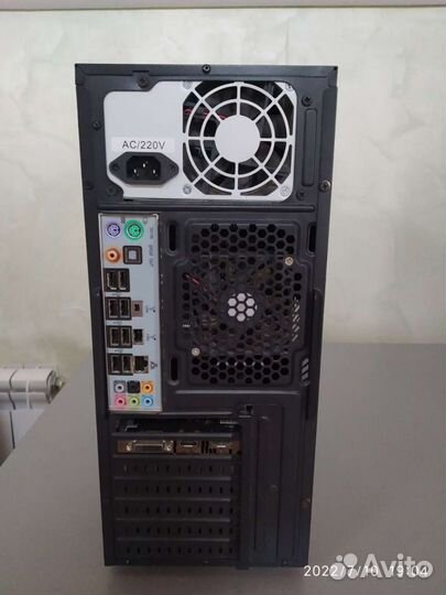 Компьютер системный блок