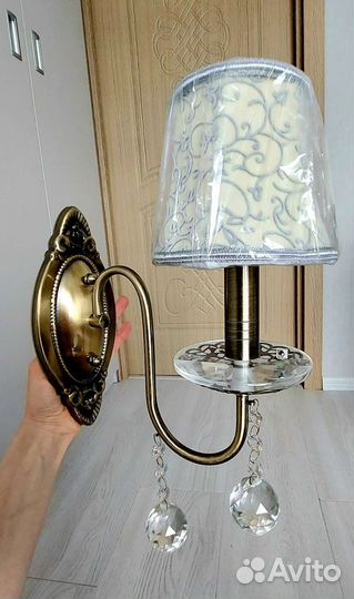 Настенный светильник бра