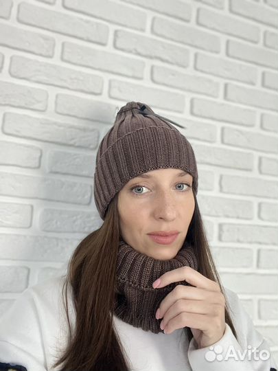 Шапка женская и снуд