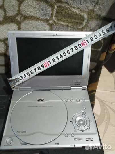 Портативный dvd плеер