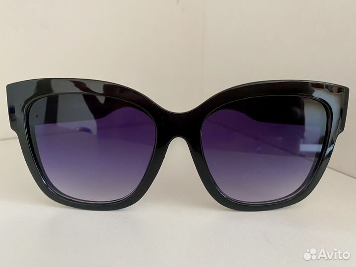 Очки черные