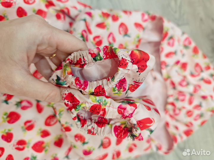 Ветровка для девочки