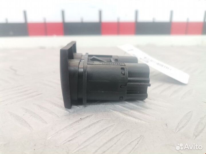 Кнопка обогрева сидений для Ford Focus 1 1117408