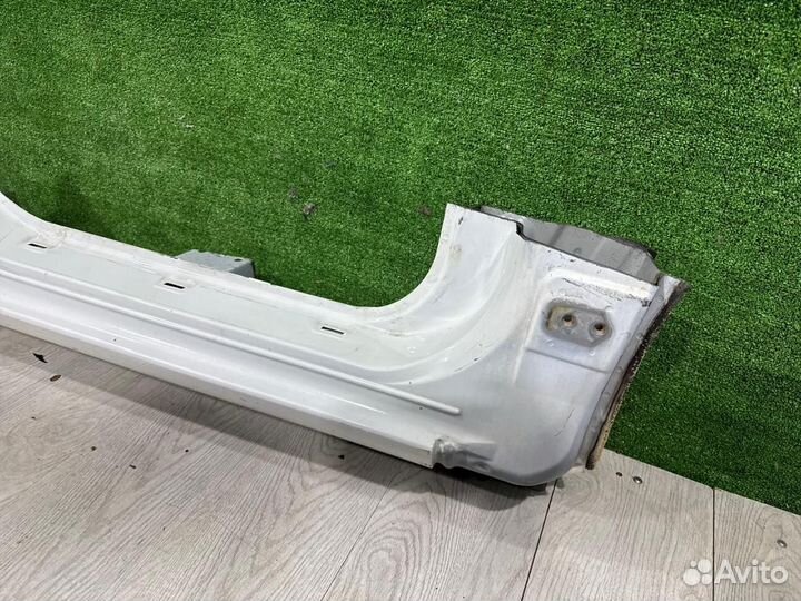 Порог кузова правый Mazda 3 BK 1.5 ZY