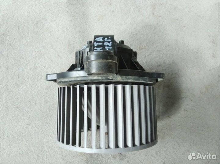 Мотор печки LADA Granta седан 1.6 8кл 2012