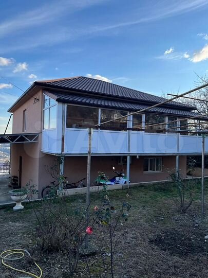 Дом 210 м² на участке 8 сот.