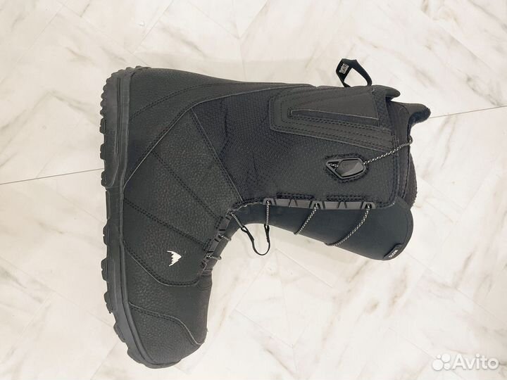 Сноуборд комплект мужской с ботинками