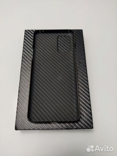 Карбоновый чехол для OnePlus 9R