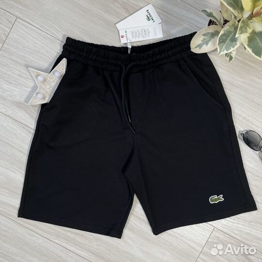 Шорты Lacoste