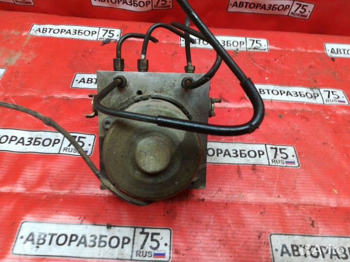 Блок abs Nissan Laurel HC35 RB20DE 1999