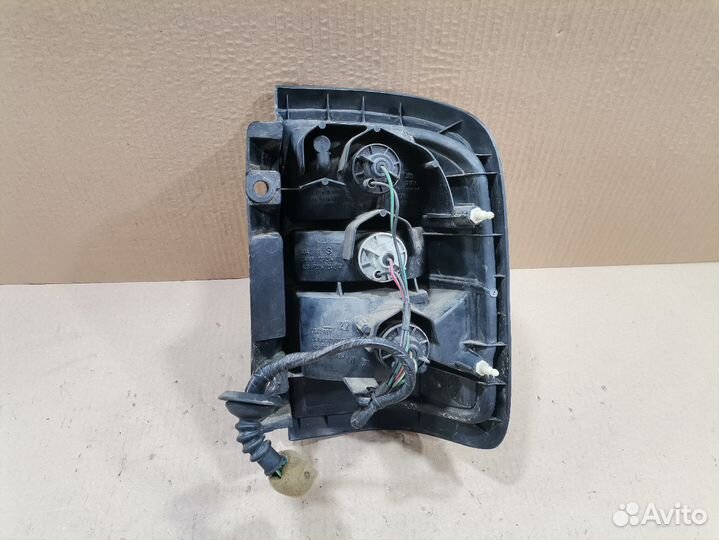 Фонарь левый Infiniti Qx4 R50