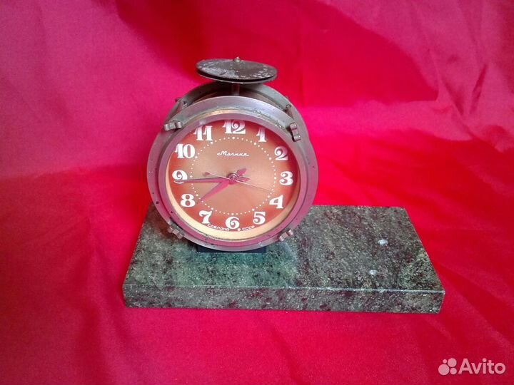 Часы настольные СССР