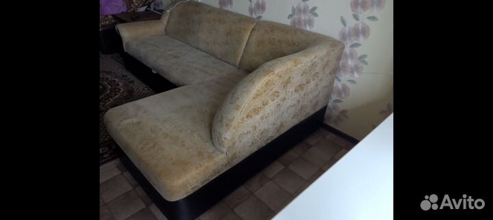 Угловой диван