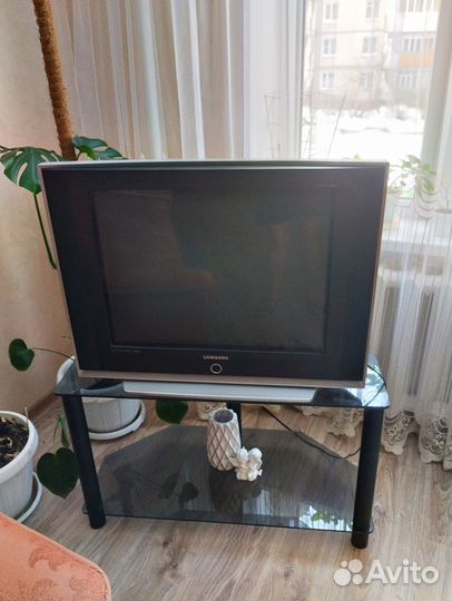 Телевизор samsung