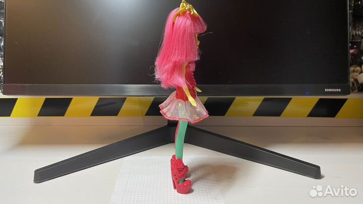 Кукла Equestria girls Радужный Рок Роузлак