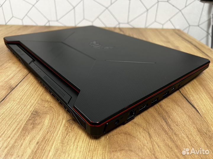 Игровой Asus Tuf i5-10300H/ 144Hz/ GTX1650/ 512SSD