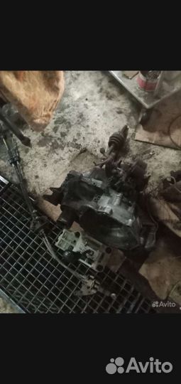 Коробка передач тросикова mitsubishi Carisma
