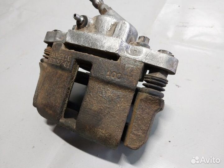 Тормозной суппорт передний правый Ваз Калина