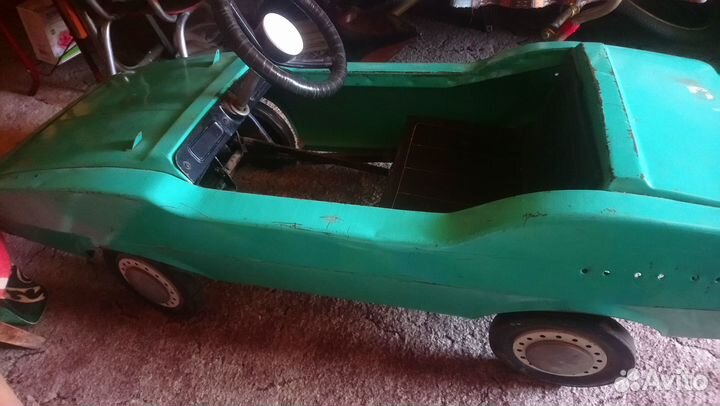 Детский автомобильный, железный, педальный